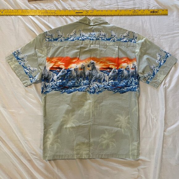 Horsey button down aloha-wear - Picture 2 of 6